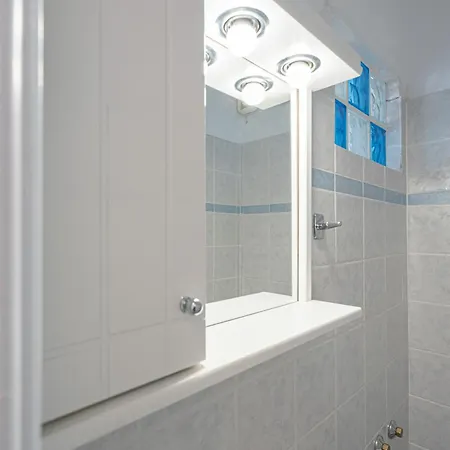 Apartment White Wave *