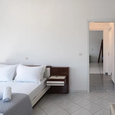 White Wave Apartment