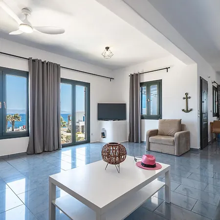 White Wave Apartment Logaras