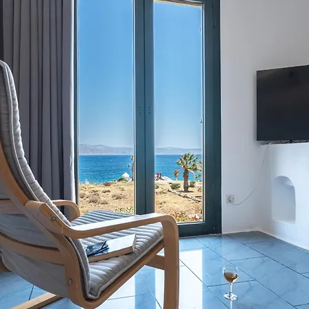 White Wave Apartment